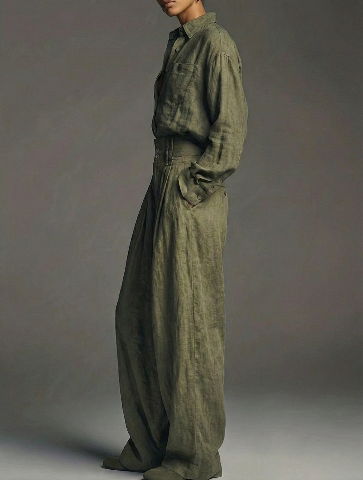 Lia - Conjunto de Lino Verde Militar, vista 4 – Lucia Navarro