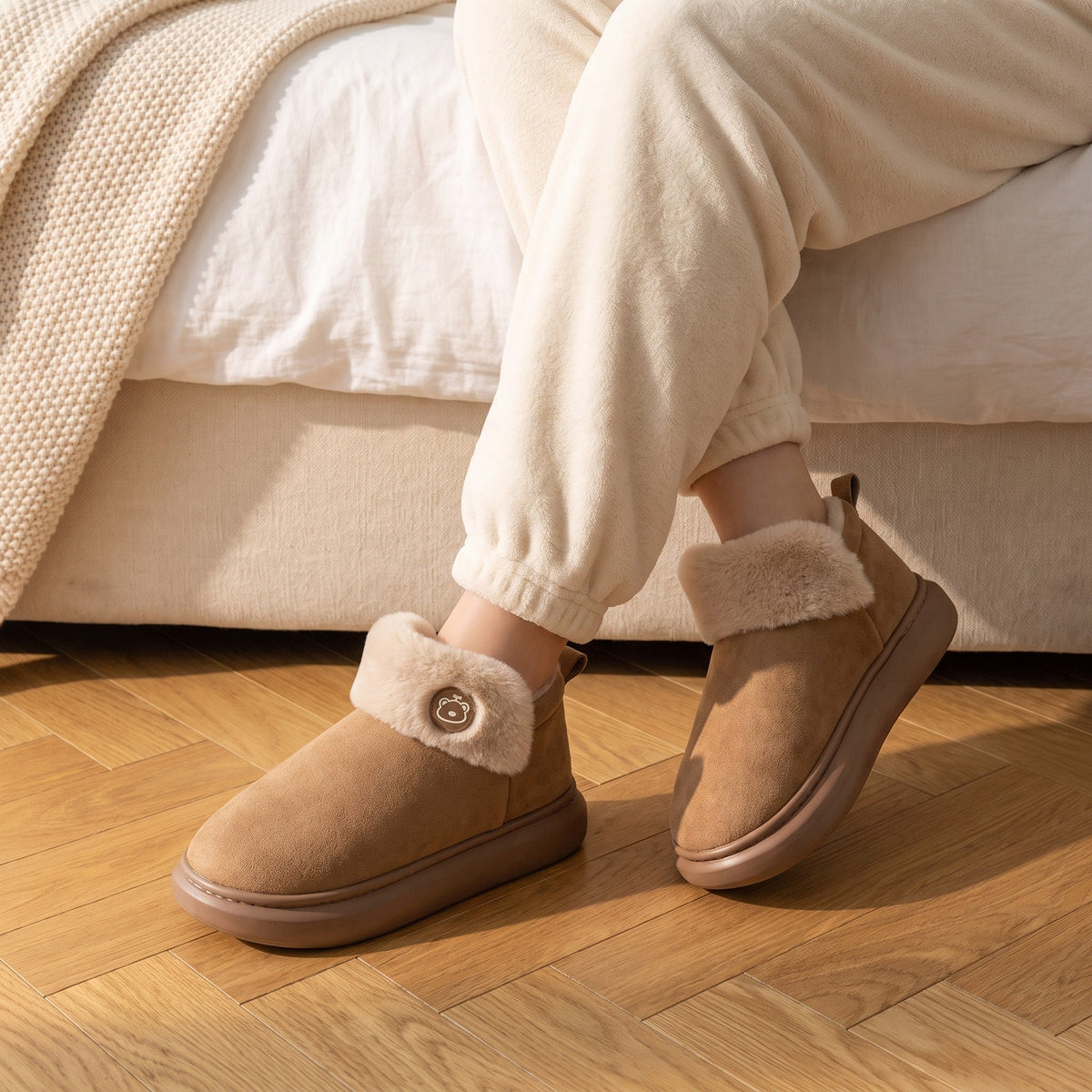 Botines de Casa Dana, vista 2 – Lucia Navarro