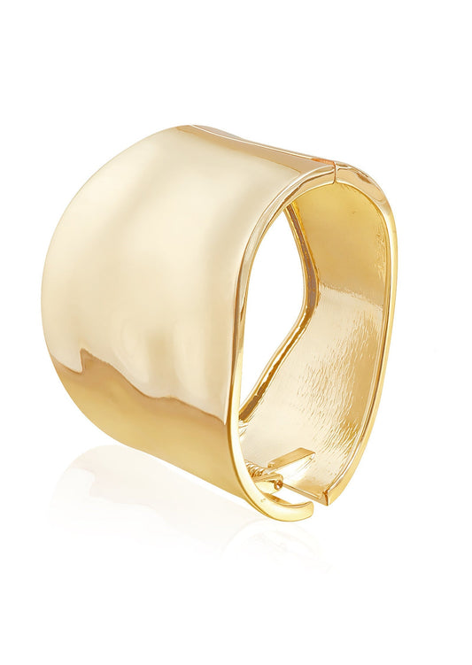 Brazalete Dorada Elegante, vista 2 – Lucia Navarro