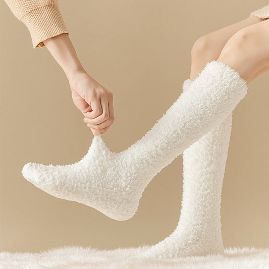 Calcetines Altos Perla Blancos – Lucia Navarro
