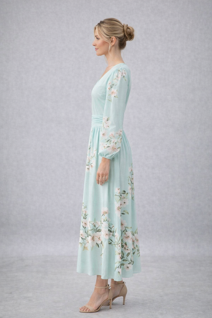 Macarena - Vestido Largo Floral Mint Elegante, vista 2 – Lucia Navarro