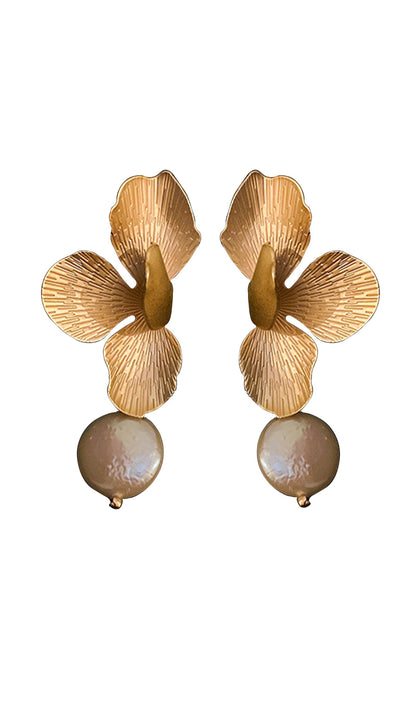 Pendientes Flor de Perla, vista 2 – Lucia Navarro