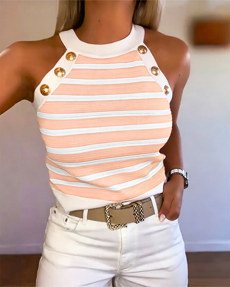 Milagros - Top de Rayas con Escote Halter y Botones Dorados – detalle 18 – Lucia Navarro