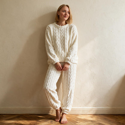 Pijama Trenzado Nieve Blanco – Lucia Navarro