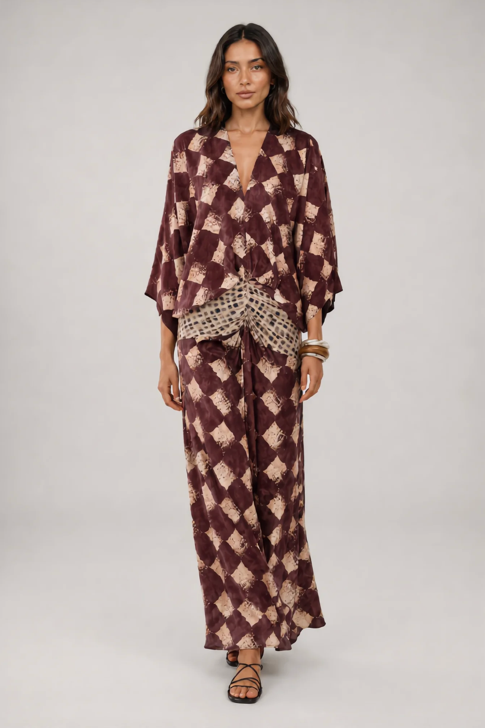 Vestido Manuela, detalle de mangas kimono – Lucia Navarro