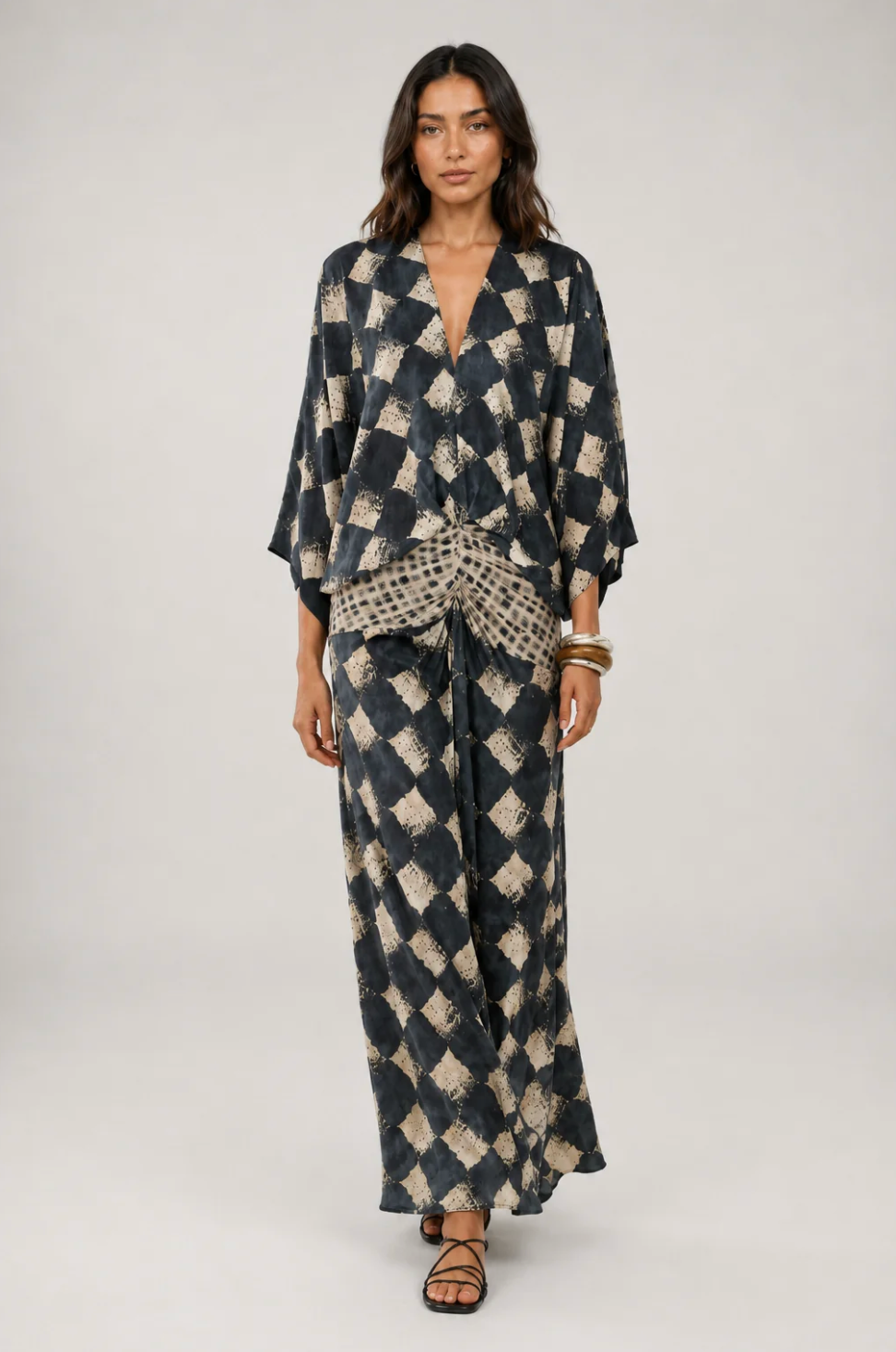 Vestido Manuela, vista lateral – Lucia Navarro